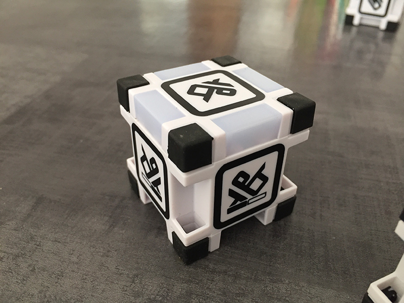 Cozmo et ses blocs